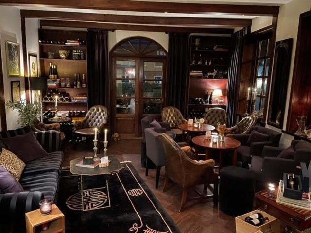 Park Hotel & Vinbar Frederikshavn Extérieur photo